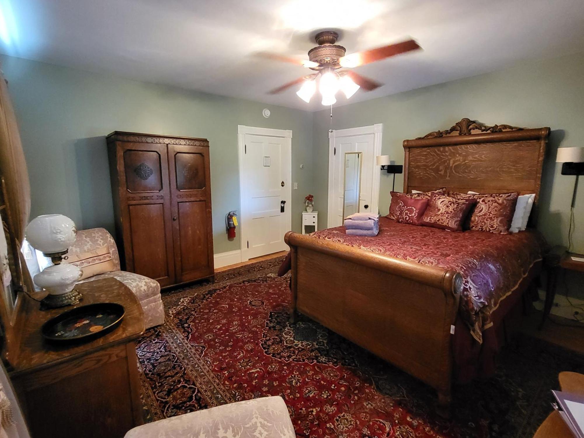 The Fox And The Grapes Bed & Breakfast Lodi Dış mekan fotoğraf